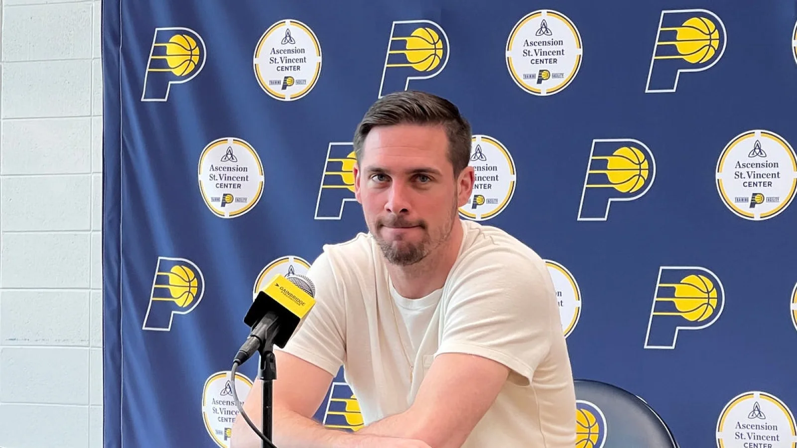 T.J. McConnell in Indiana Pacers game action, horizontal 16:9