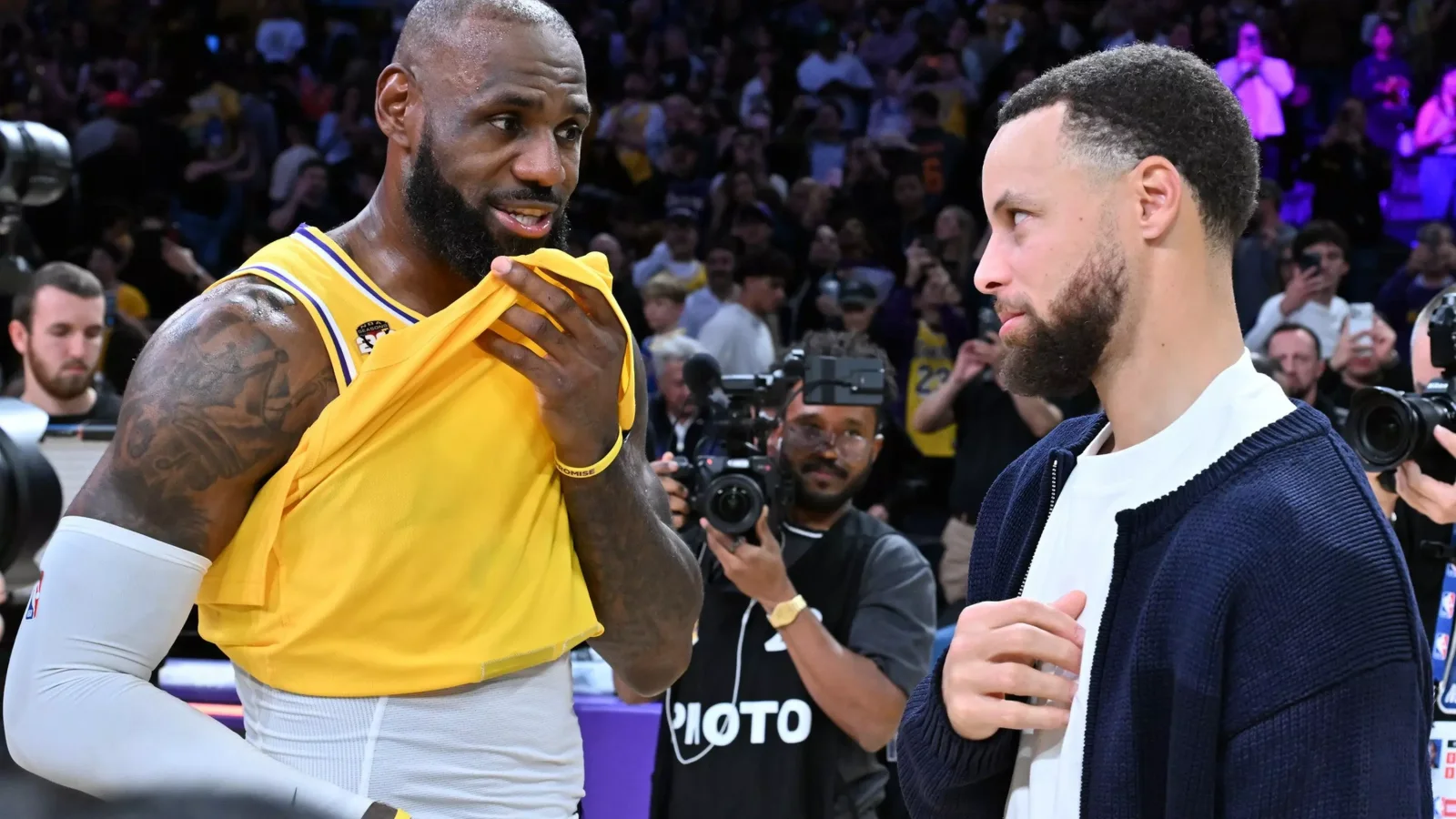 LeBron James free agency speculation involving the Golden State Warriors and Los Angeles Lakers