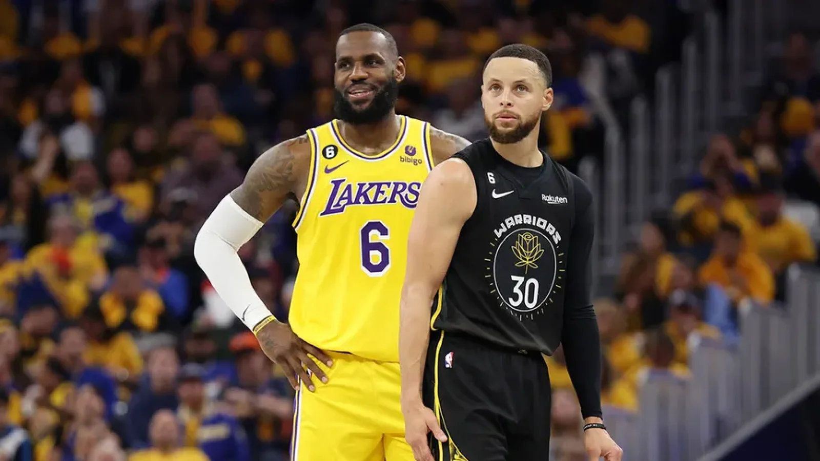 LeBron James during a Lakers game, used for a story on reported Warriors interest and Stephen Curry recruitment