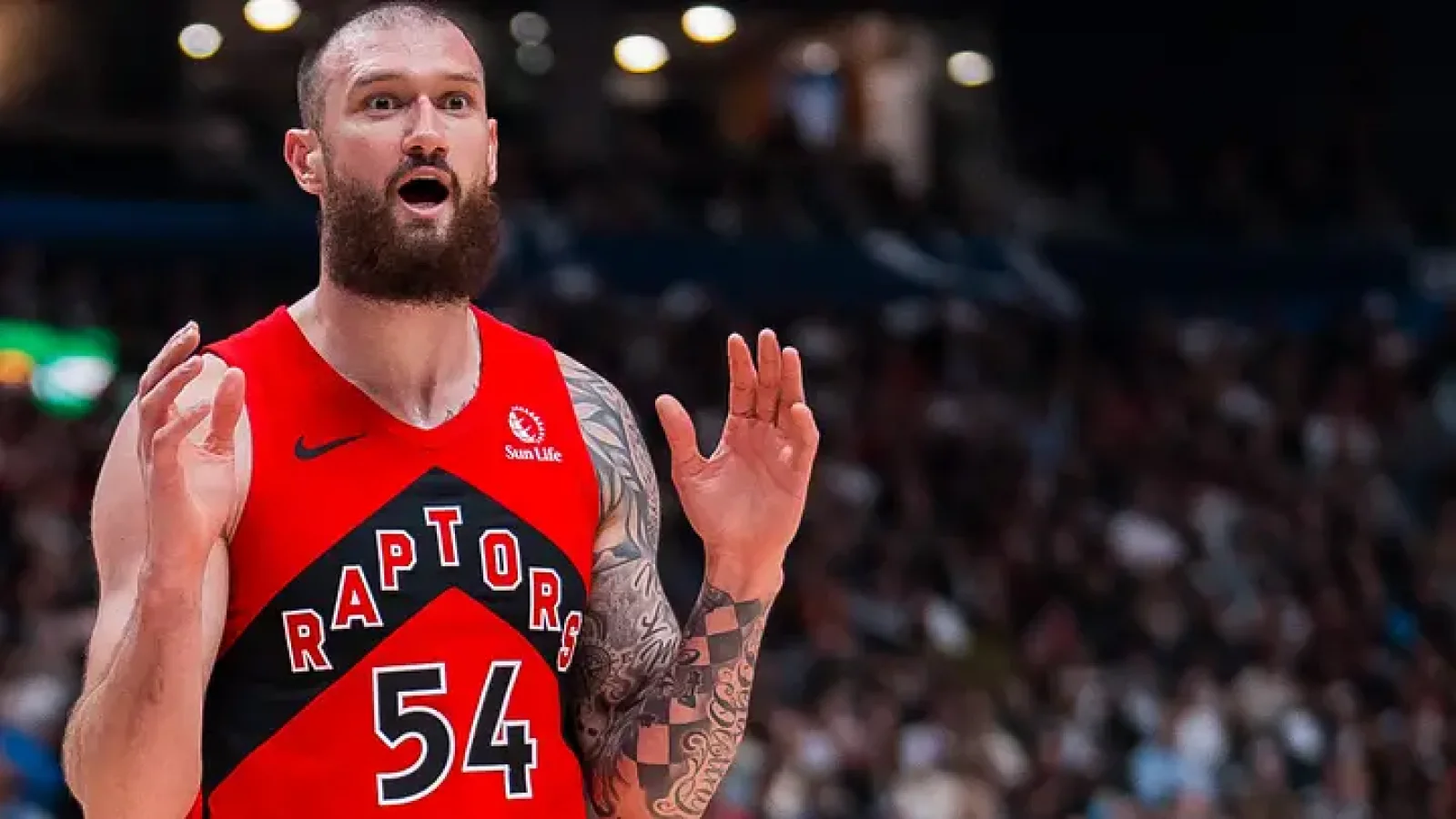 NBA frontcourt action accompanying Sandro Mamukelashvili's free agency market report