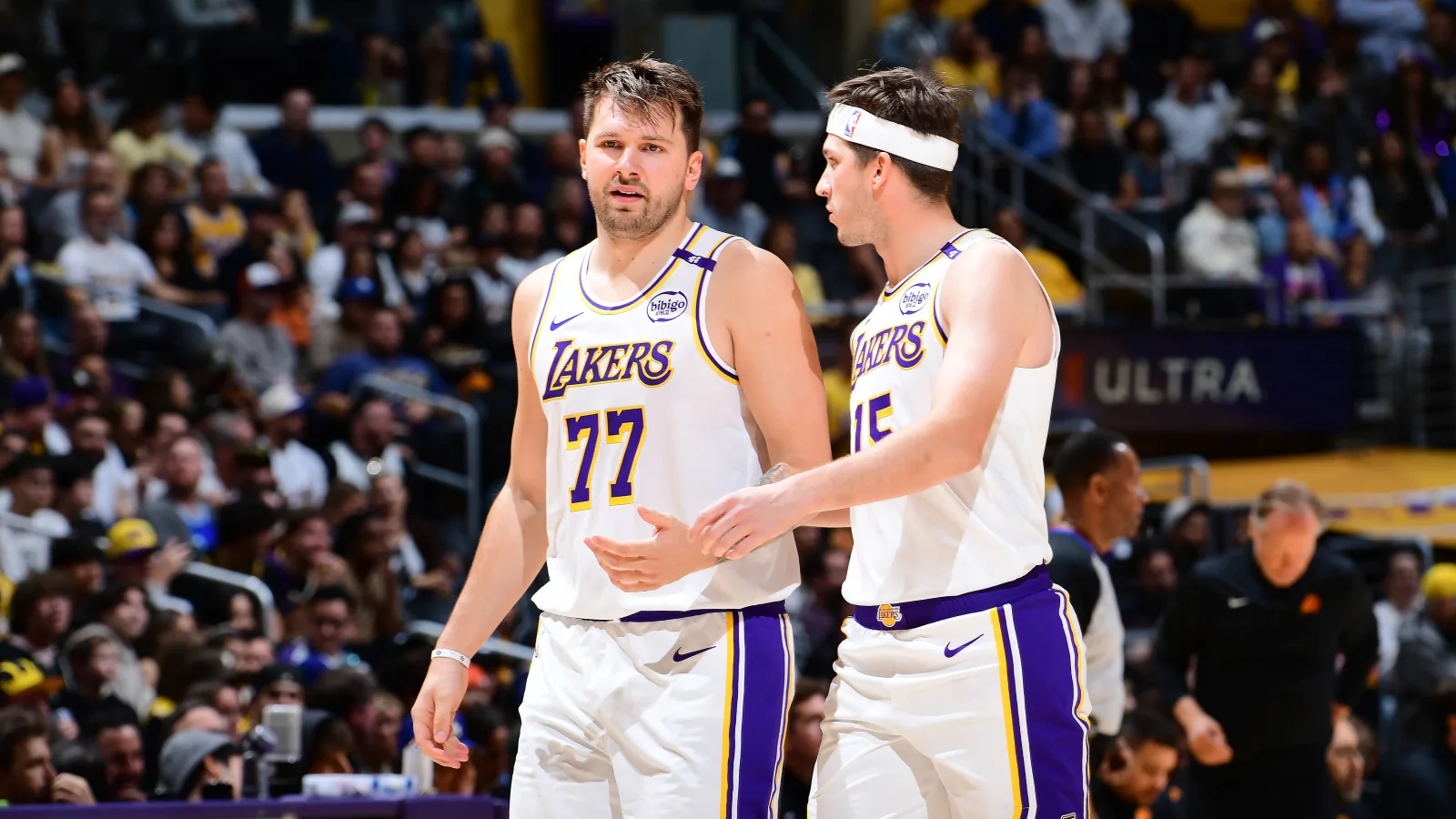 Los Angeles Lakers game action for a story about Austin Reaves and Luka Doncic