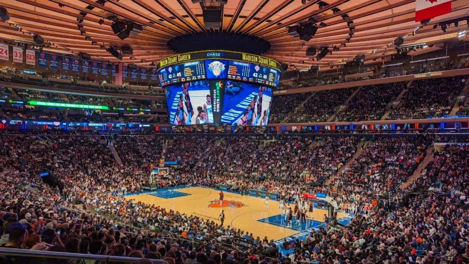Madison Square Garden security area before a Knicks game